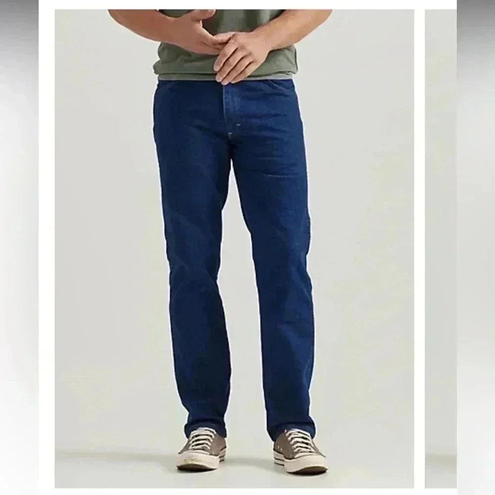 Wrangler Regular Fit Hero Stretch Fit Jean in Dark Wash